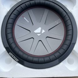 Subwoofer 12” Kickers 