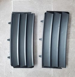 2010 Range Rover Hse L322 Fender Vent Grille  OEM L/R.
