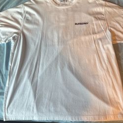 Burberry T-shirt