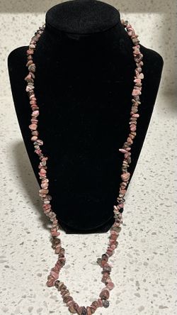 Rhodonite Natural Chipped Stone Necklace