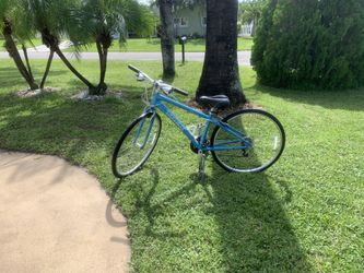 TREK 7.2FX 7.2 FX Bicycle baby blue rides very nice Alpha aluminum frame very light
