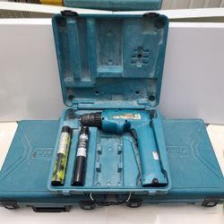 Lot Of 3 Vintage Makita 6012 HD With Cases And 6 Batteries