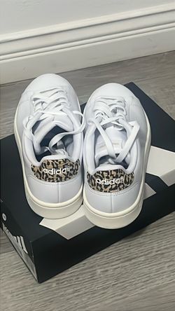WOMENS ADDIDAS