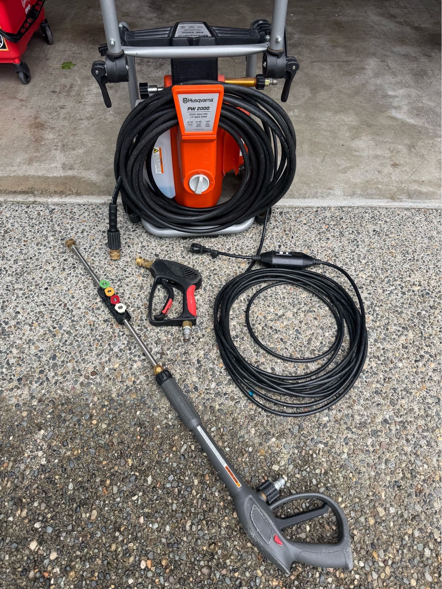 Pressure washer Husqvarna, 50’ hose, two guns, 4 nozzles for Sale in ...