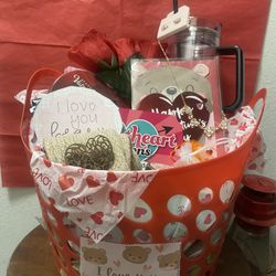 Valentine Basket 
