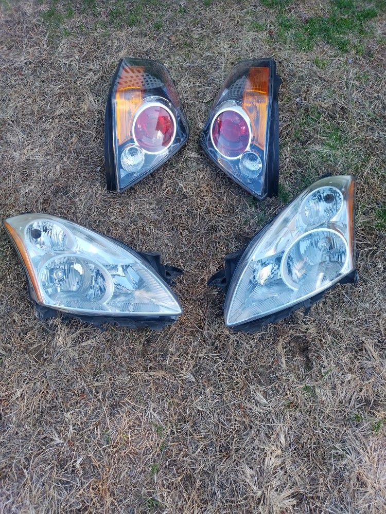 2007 To 2012 Nissan Altima Headlights And Tail Light Lenses Great Condition No Cracks