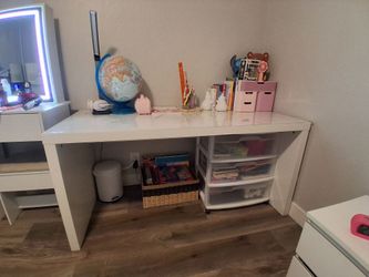 Large White Desk – $50