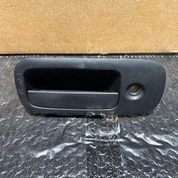 2015 Express Cargo RH Door Handle