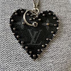  Louis Vuitton Keychain 