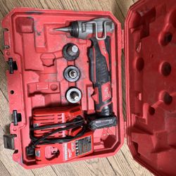 Milwaukee Pex Gun Tool 