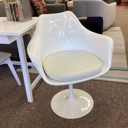 Saarinen Style White Tulip Swivel Chair