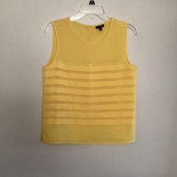 Women’s TALBOTS 100% polyester yellow scoopneck Sleeveless pull over top… Size 8 petite