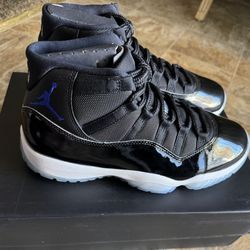 Jordan 11 Space Jams. Size 9.5