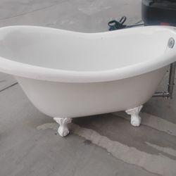Bathtub 