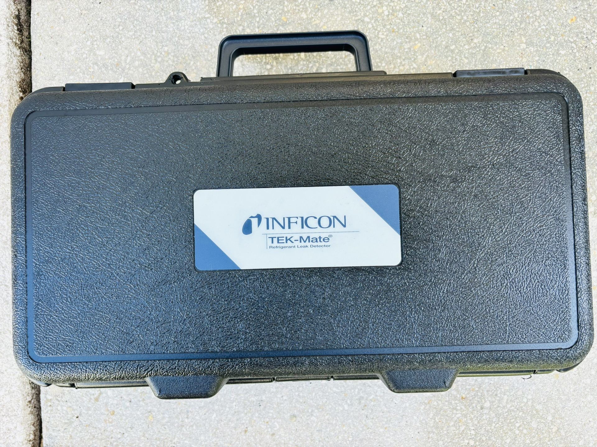 Inficon Refrigerant Leak Detector