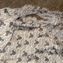 Mickey Mouse Moby Wrap 