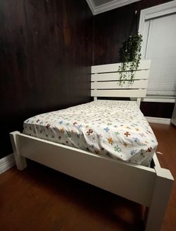Twin bed