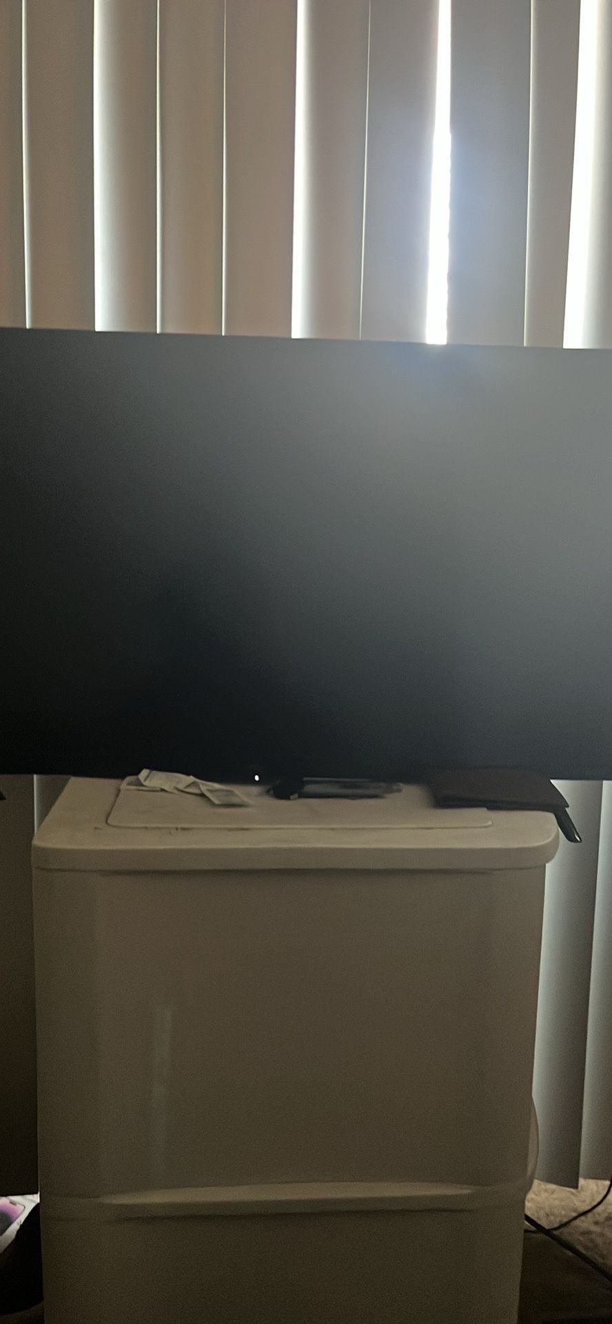 TCL ROKU TV 30-45 inch
