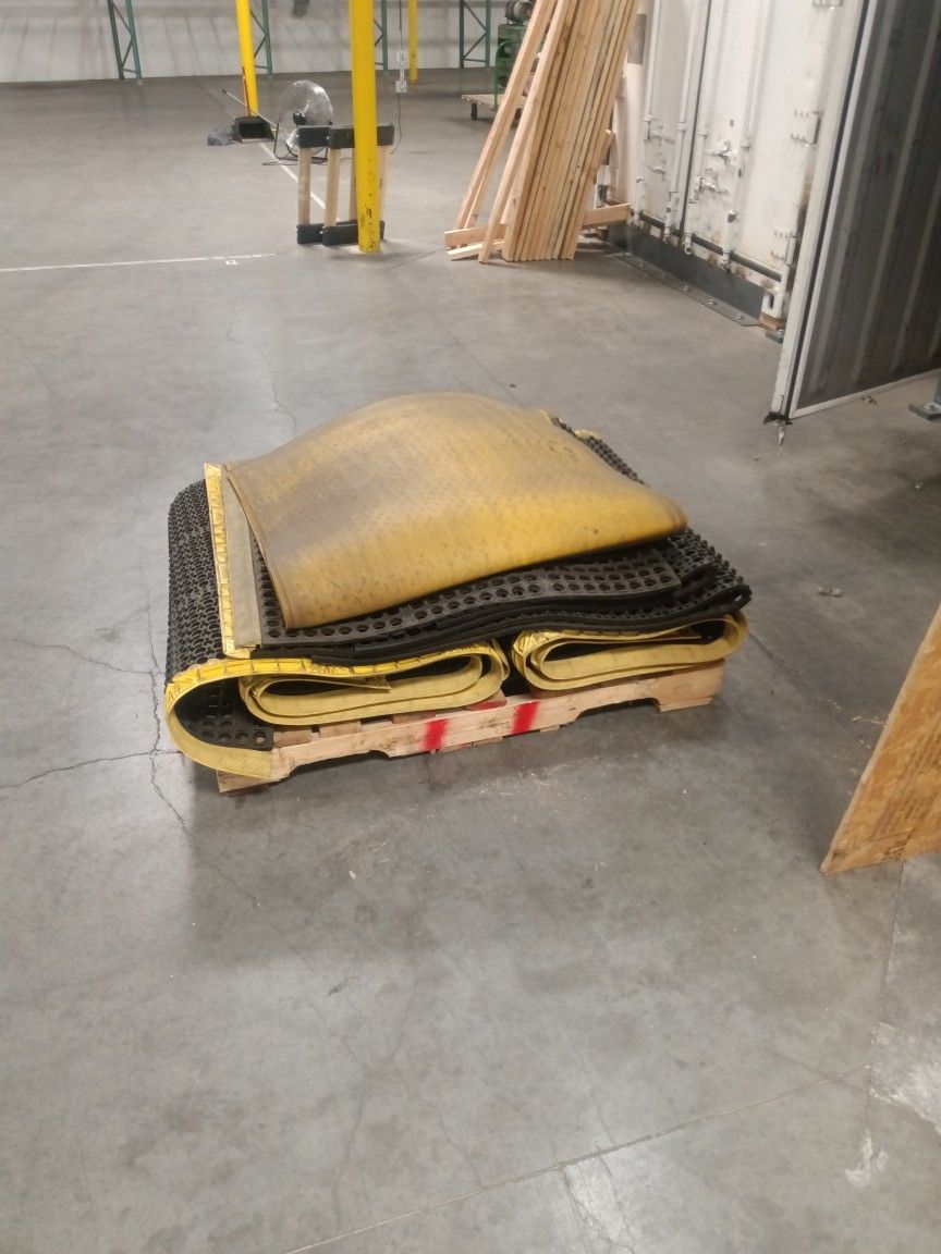Floor Mats 