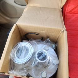 2006 Toyota Corolla  brand new Bearing &Hub
