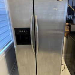 Frigidaire Gallery Refrigerator 