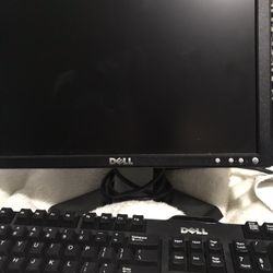Monitor Y Teclado Dell 