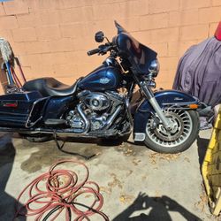 2013 Classic HARLEY DAVIDSON 