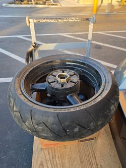 Bridgestone Battlax BT-56R 190/50ZR17 Motorcycle Tire & OEM Rim – Rear Wheel Assembly
