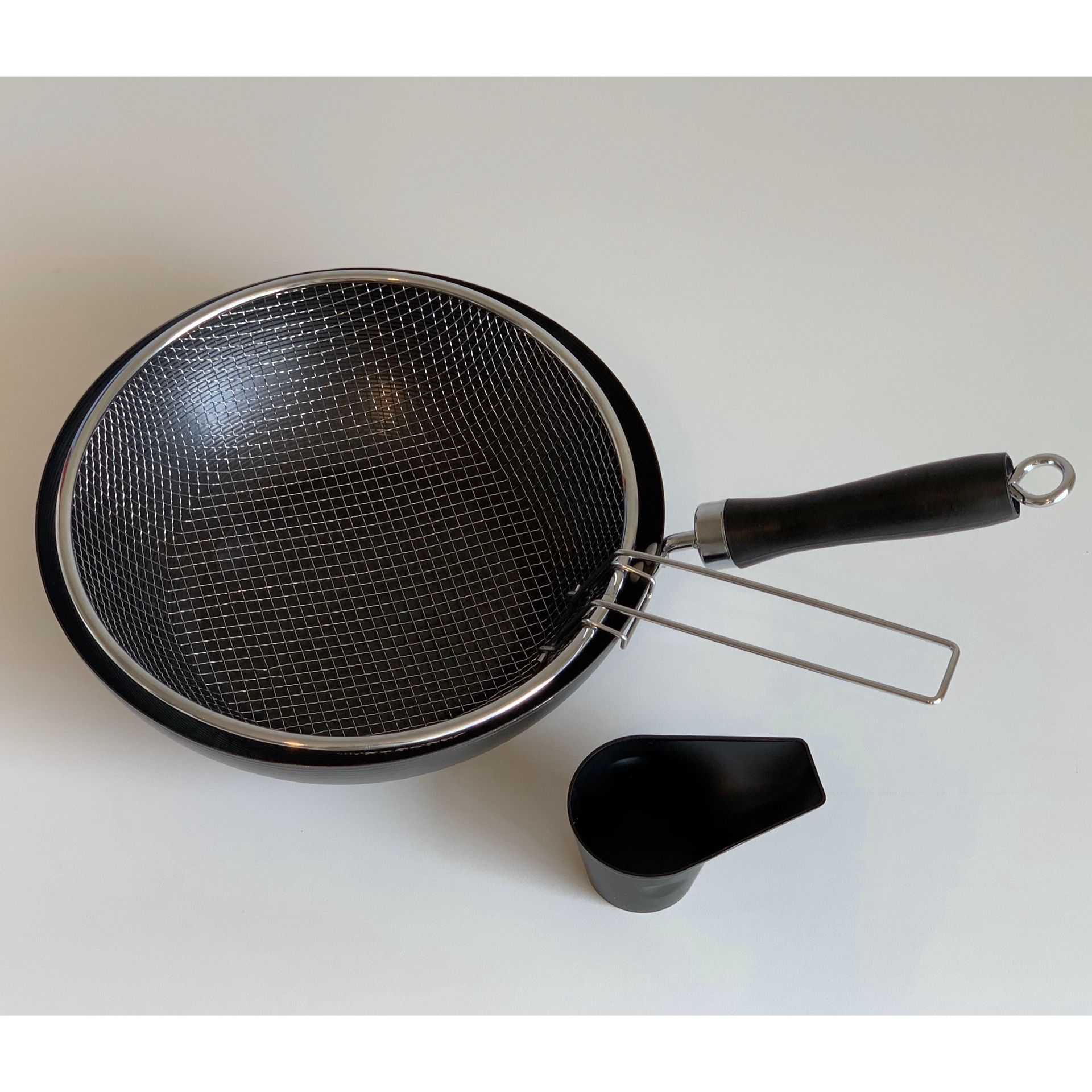 New Nonstick Stir Fry Wok With Basket & Measuring Cup