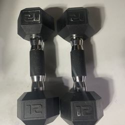 12 Lb Dumbbells $30