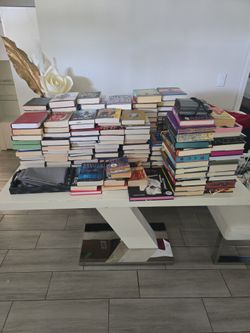 162 Books - Complete Lot