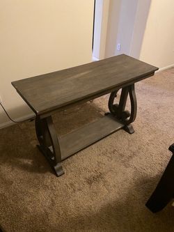 Entry Way Table
