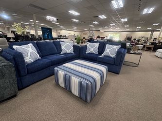 Furniture & Mattress Discounters