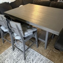 Kitchen Table And Chairs 
