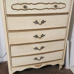 Dresser Set