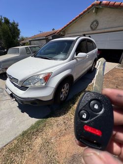 Car keys / Llaves para carros