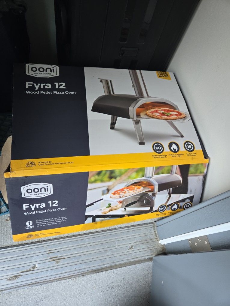 Wood Pellet Pizza Oven