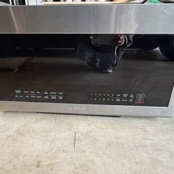 Samsung 2.1-cu ft Over-the-Range Microwave with Sensor Cooking ( Stainless steel )