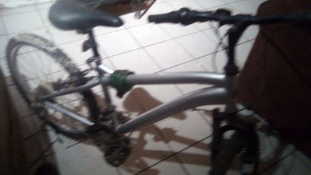 Used but in very good condition its huffy 24" mountain bike everything is good on it just one brake does work