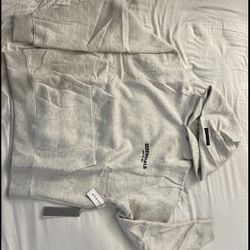 Medium Essentials Hoodie 