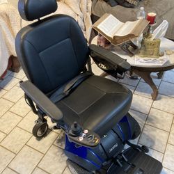 JAZZY ELITE MOBILE SCOOTER