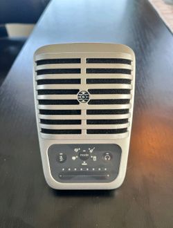 Shure MV51 Motiv Digital Large-Diaphragm Condenser Microphone