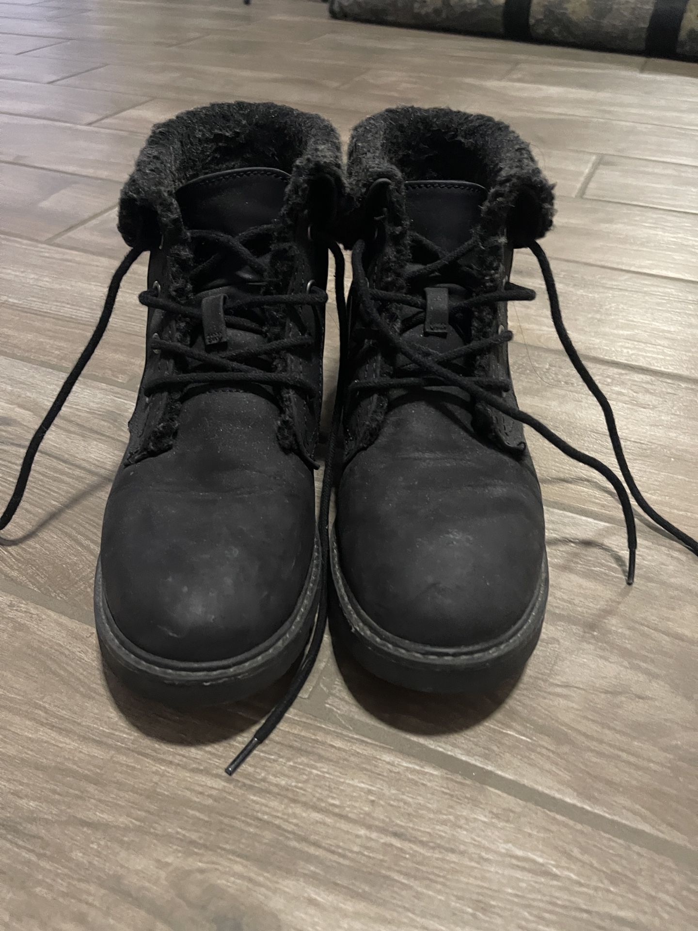 Women’s Boots Size 9 