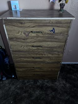 Dresser
