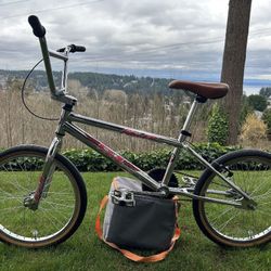 GT Fueler 1995 Freestyle 22” BMX Bike Chromoly Mid Old School Vintage 90s 90skid 1990s Chrome -  Ready To Ride!