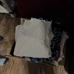 Women’s Tops M and L   Whole Box