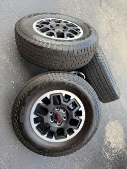 TOYOTA TACOMA TRD OFF ROAD 2026 WHEELS AND TIRES