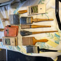 Assorted New  Paint Brushes