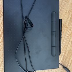Wacom Intuos Medium Bluetooth Graphics Drawing Tablet