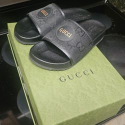 Gucci Slides